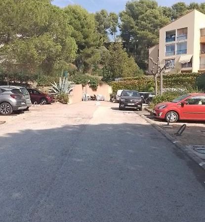 לה קיוטאט A La Semaine Ou Au Jour / Location Studio Meuble 30M² מראה חיצוני תמונה